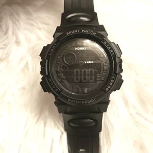 NEW Mens Sports Watch